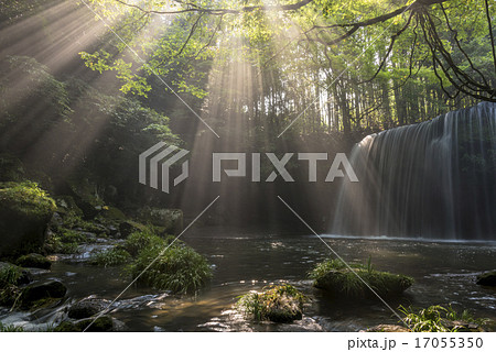 鍋ガ滝の光芒 鍋ガ滝の光芒 17055350