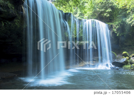 小国町の鍋ガ滝 小国町の鍋ガ滝 17055406