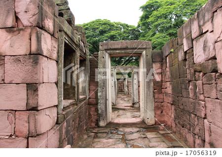 タイにあるクメール様式のピーマイ遺跡 タイにあるクメール様式のピーマイ遺跡 17056319