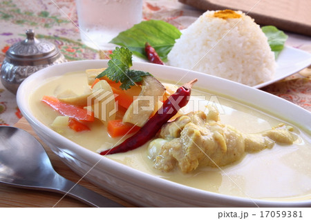 タイカレー　カレー　チキンカレー 17059381