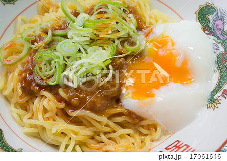 広島　汁無し担担麺 17061646