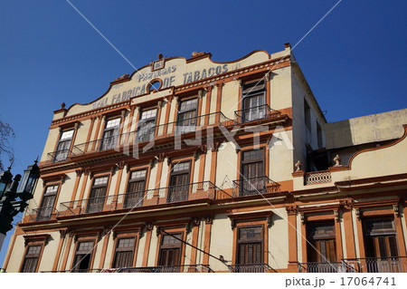 キューバ 葉巻工場 17064741