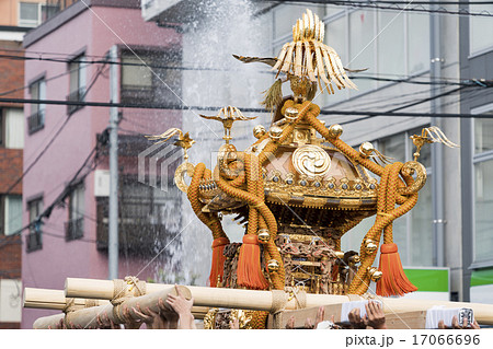 水掛け祭り 水掛け祭り 17066696