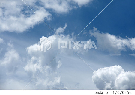 Beautiful rainclouds in the blue sky at Thailand. 17070256