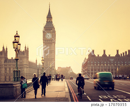 Westminster Bridge at sunset, London, UK 17070355