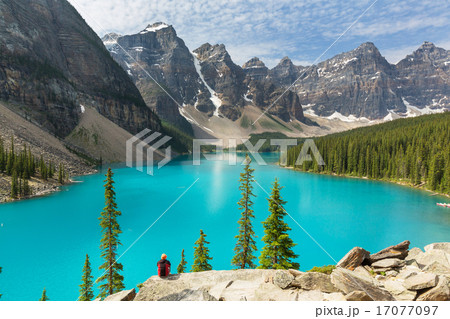 Moraine lake Moraine lake 17077097