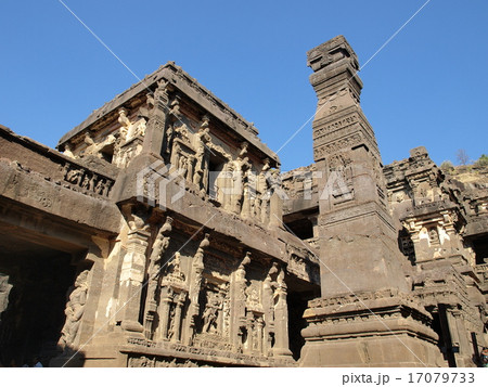 世界遺産「エローラ石窟群」の「第16窟」(インド) 世界遺産「エローラ石窟群」の「第16窟」(インド) 17079733