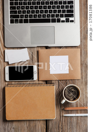 Responsive design mockup 17081386