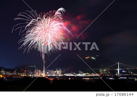 関門海峡の花火 17086144