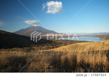 初冬の富士山周辺 初冬の富士山周辺 17087924