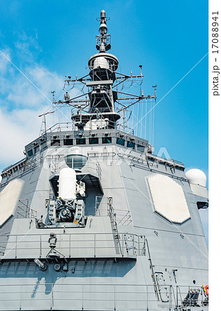 護衛艦きりしまの艦橋(神奈川県横須賀市、海上自衛隊横須賀基地) 17088941