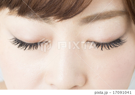 ビューティーイメージ 目元アップ ビューティーイメージ 目元アップ 17091041