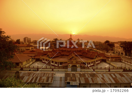 ASIA MYANMAR INLE LAKE NYAUNGSHWN CITY ASIA MYANMAR INLE LAKE NYAUNGSHWN CITY 17092266