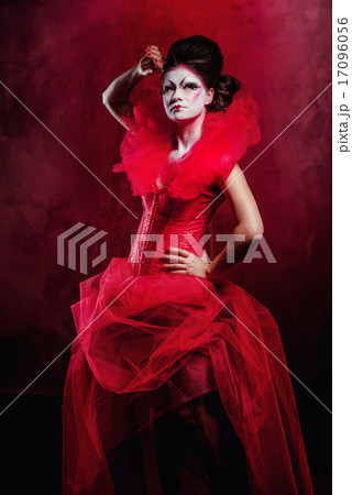 Red Queen Red Queen 17096056