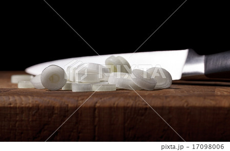 Spring onions chopped Spring onions chopped 17098006