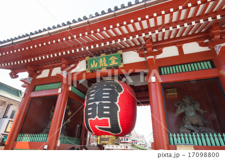 浅草雷門（かみなりもん） 17098800