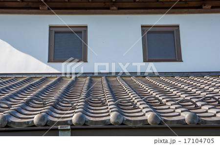 瓦屋根 17104705
