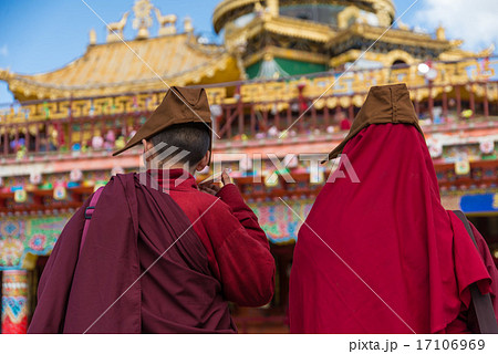 人物　ラルンガルゴンパ 17106969