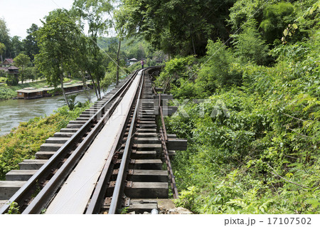 タイ、カンチャナブリの泰緬鉄道 タイ、カンチャナブリの泰緬鉄道 17107502