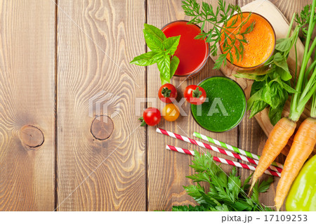 Fresh vegetable smoothie. Tomato, cucumber, carrot 17109253