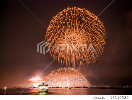 宮島水中花火大会 宮島水中花火大会 17110580