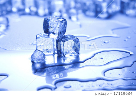 Blue and shiny ice cubes Blue and shiny ice cubes 17119634