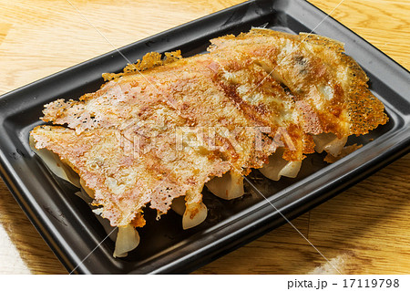 羽根つき焼き餃子 Delicious pot sticker Chinese food 羽根つき焼き餃子 Delicious pot sticker Chinese food 17119798