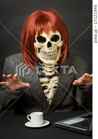 Amusing skeleton with red hair - Halloween 17121946