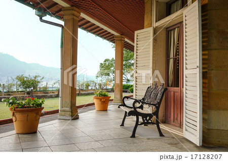 旧リンガー住宅　ベンチ 17128207