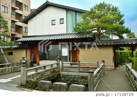金沢散歩：前田土佐守家資料館　武家屋敷跡界隈 17138720