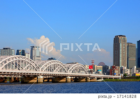 十三大橋と高層ビル 十三大橋と高層ビル 17141828