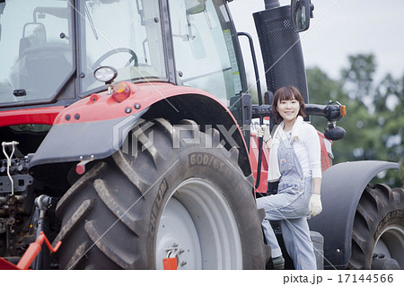 農業女子 トラクター 農業女子 トラクター 17144566