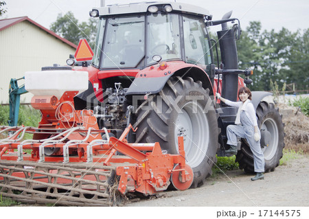 農業女子 トラクター 農業女子 トラクター 17144575