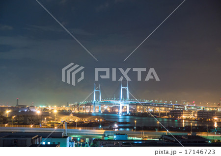 横浜の夜景【港が見える丘公園】 17146723