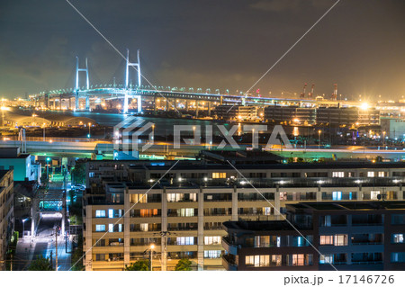 横浜の夜景【港が見える丘公園】 17146726