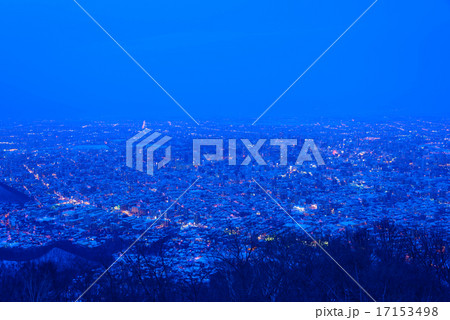 札幌の夜景　藻岩山展望台からの眺め 17153498