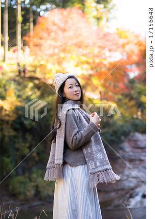 紅葉 女性ポートレート 紅葉 女性ポートレート 17156648