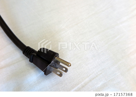 3ピンコンセント　コピースペース広め 17157368