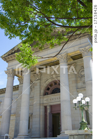 大阪府立中之島図書館 17158426