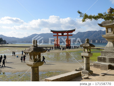 厳島神社の大鳥居 17158770