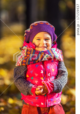 Cute little girl in the autumn park Cute little girl in the autumn park 17159437