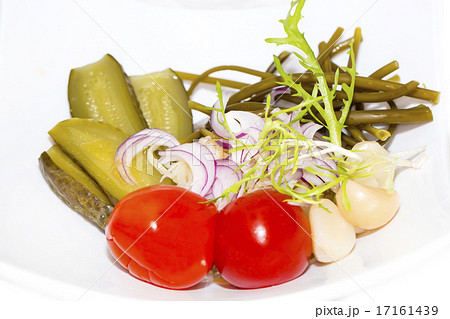 pickled vegetables 17161439