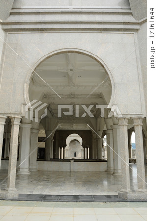 Federal Territory Mosque  17161644