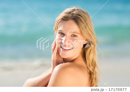 Pretty blonde looking at camera 17170977