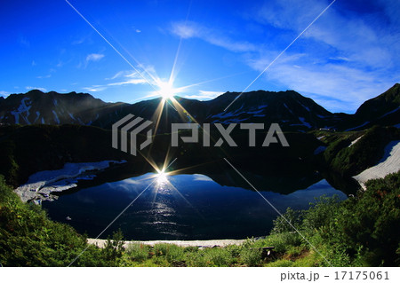 日の出とみくりが池 17175061