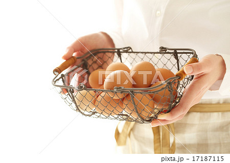 茶色の卵 17187115