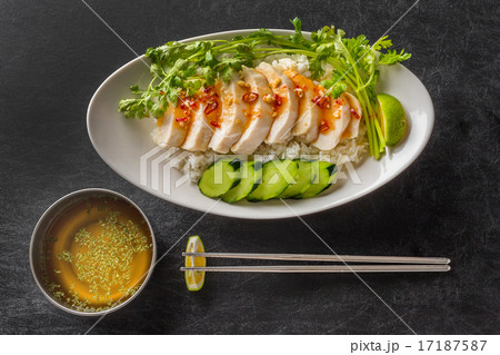 シンガポール・マレーシア・タイ風チキンライス Hainanese chicken rice シンガポール・マレーシア・タイ風チキンライス Hainanese chicken rice 17187587