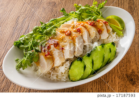 シンガポール マレーシア タイ風チキンライス Hainanese Chicken Riceの写真素材