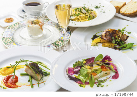 イタリアンコース料理 17190744