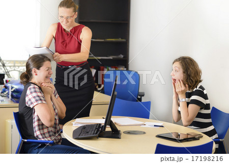 Business Crisis Business Crisis 17198216